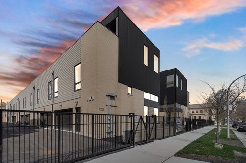 a-6218 Woodlawn Ave, CHICAGO, IL, 60637-3706 | Card Image
