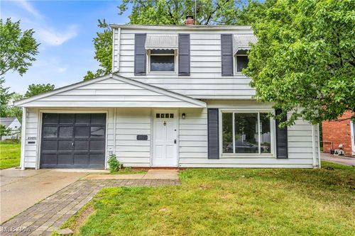 22051 Bruce Avenue, Euclid, OH, 44123 | Card Image