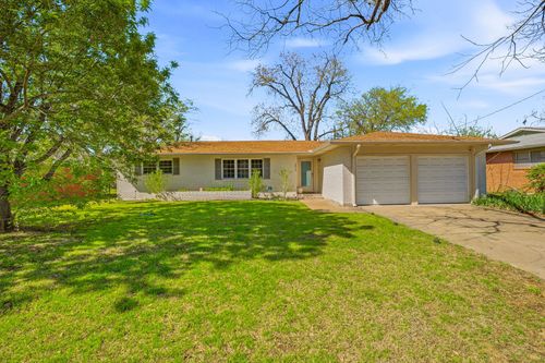 1310 N Cleveland Ave, Stephenville, TX, 76401-2312 | Card Image