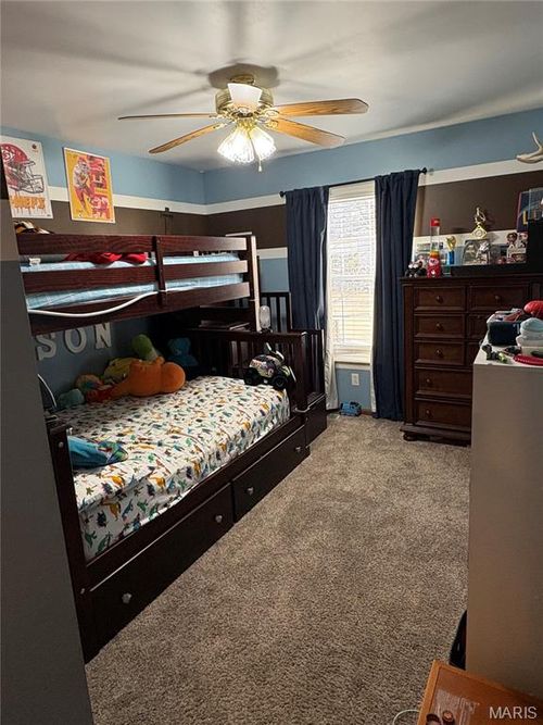 2206 Martina Dr, Washington, MO, 63090-5287 | Card Image