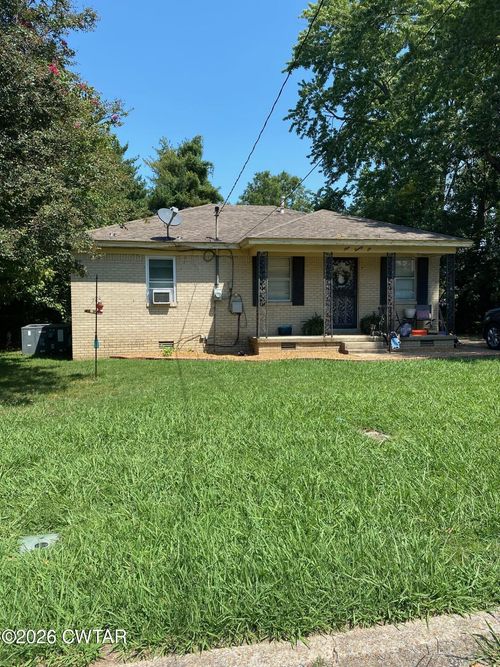 926 Leigh Dr, Dyersburg, TN, 38024-1607 | Card Image