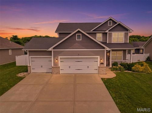 728 Longfellow Dr, O Fallon, IL, 62269-7391 | Card Image