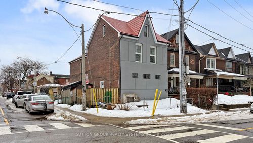 337 Perth Avenue, Toronto, ON, M6P3X9 | Card Image