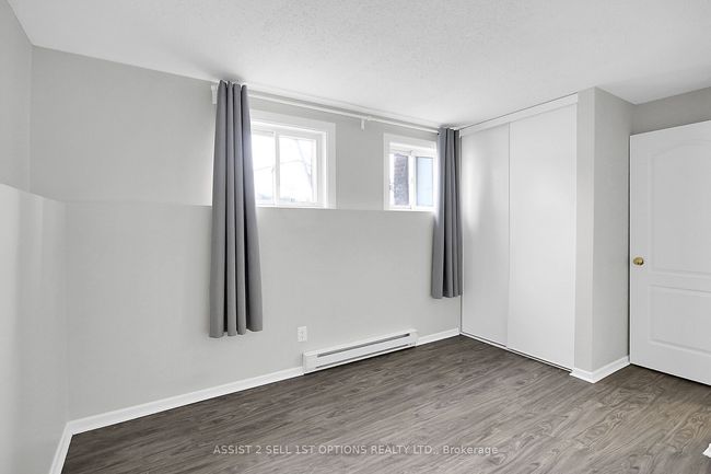 98 - 13C Woodvale Gn Crescent, Condo with 3 bedrooms, 2 bathrooms and null parking in South of Baseline to Knoxdale ON | Image 20