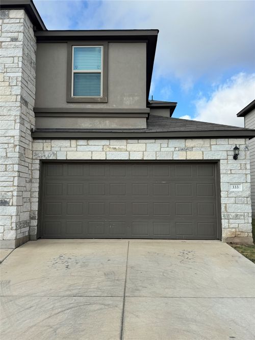 333 Capstone Rd, Liberty Hill, TX, 78642-3616 | Card Image