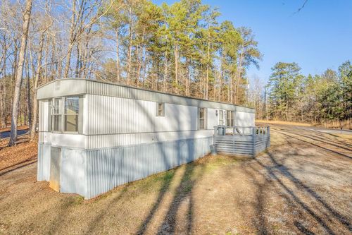 110 E Daylight Dr, Eatonton, GA, 31024-7246 | Card Image