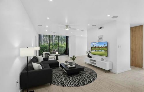 812-7819 Lakeside Blvd, Boca Raton, FL, 33434-6270 | Card Image