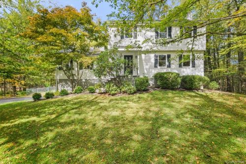 325 Tanglewood Court, Hurley, NY, 12491 | Card Image