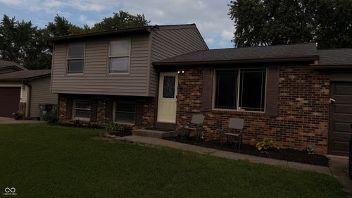 7545 Dornock Dr, Indianapolis, IN, 46237-9673 | Card Image