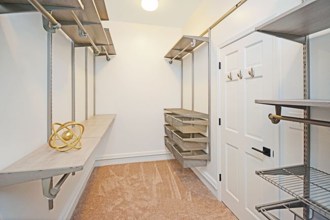 1005 Hovey Ave, House other with 3 bedrooms, 4 bathrooms and 11 parking in Normal IL | Image 56