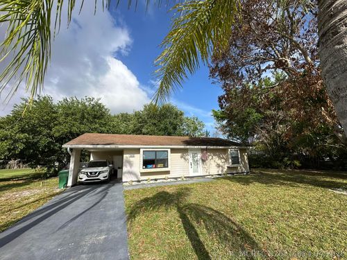 1818 Se Vesthaven Ct, Port St. Lucie, FL, 34952-8815 | Card Image