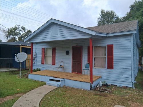 820 Stracener St, Alexandria, LA, 71301-7424 | Card Image