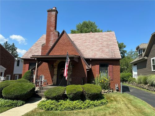 37 Stone Ave, Bradford, PA, 16701-1049 | Card Image