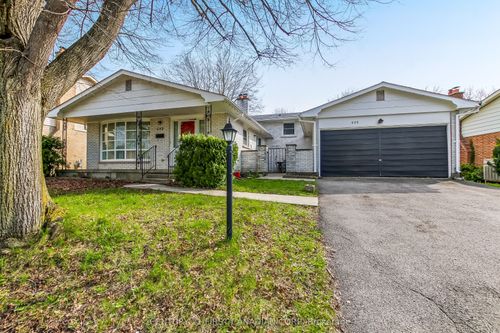 698 Chiddington Ave, London, ON, N6C2W8 | Card Image