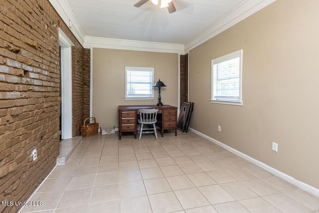 Hwy178 office 2 | Image 16