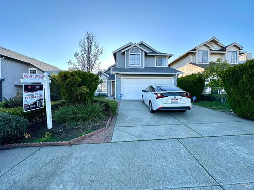 2472 Vista Grande, Fairfield, CA, 94534-7507 | Card Image