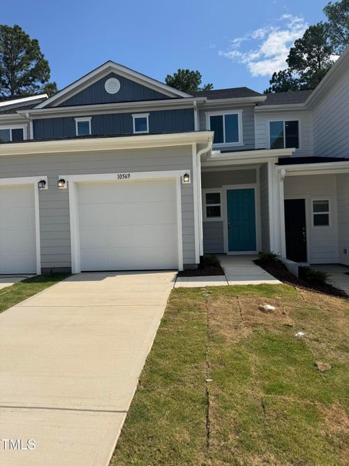 10569 Brookside Dr, Raleigh, NC, 27601 | Card Image