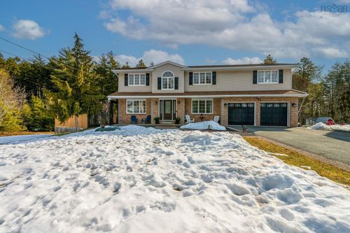 187 Philip Drive, Fall River, NS, B2T1H7 | Card Image