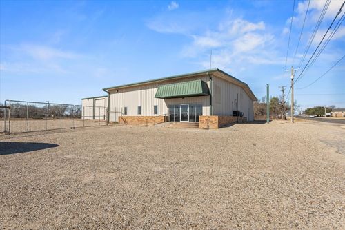 2305 N State Highway 208, Colorado City, TX, 79512-2637 | Card Image