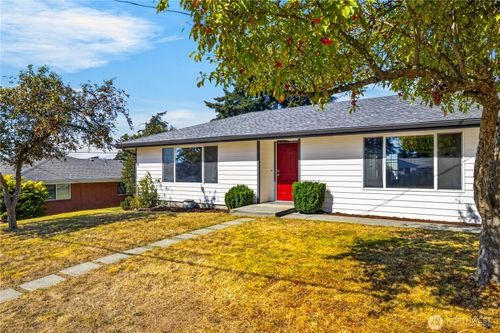 1550 Ne 8th Avenue, Oak Harbor, WA, 98277 | Card Image
