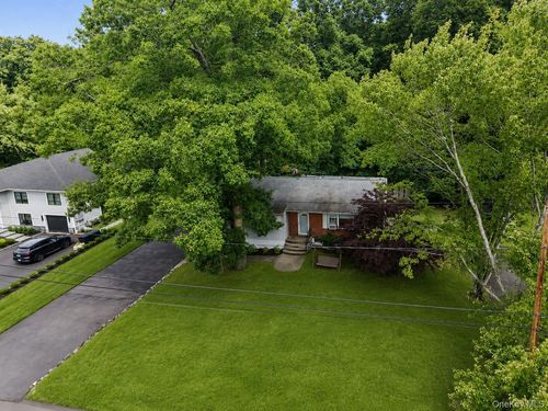 19 Glenbrook Rd, Monsey, NY, 10952-1308 | Card Image