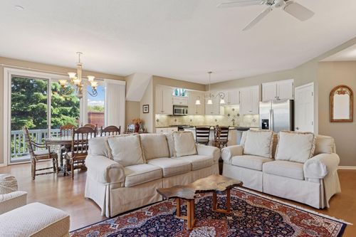 s205-205 Mill St, Excelsior, MN, 55331-2102 | Card Image