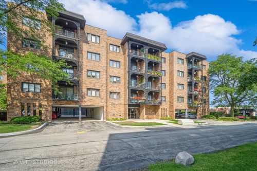 unit-407-9375 Landings Ln, Des Plaines, IL, 60016-5207 | Card Image
