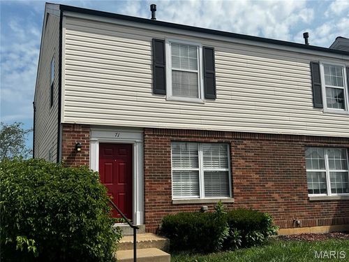 a-71 Woodlake Ct, Lake St Louis, MO, 63367-1924 | Card Image