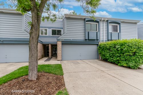 205 Lakeshore Ln, Bloomingdale, IL, 60108-1974 | Card Image