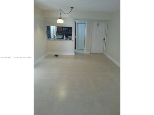 103-10024 Winding Lake Rd, Sunrise, FL, 33351 | Card Image