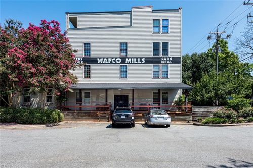 25-801 W Mcgee St, Greensboro, NC, 27401-2355 | Card Image