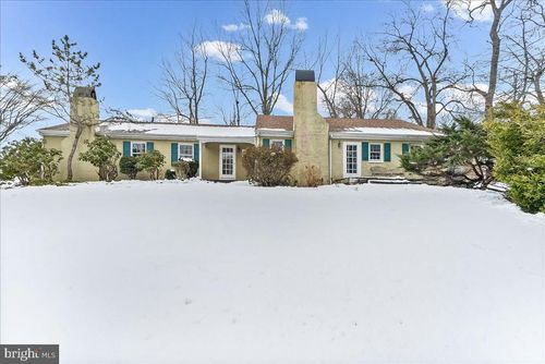2440 Chester Springs Rd, Chester Springs, PA, 19425-3710 | Card Image