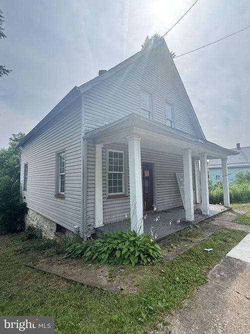 199 Iron Street, JOHNSTOWN, PA, 15906 | Card Image