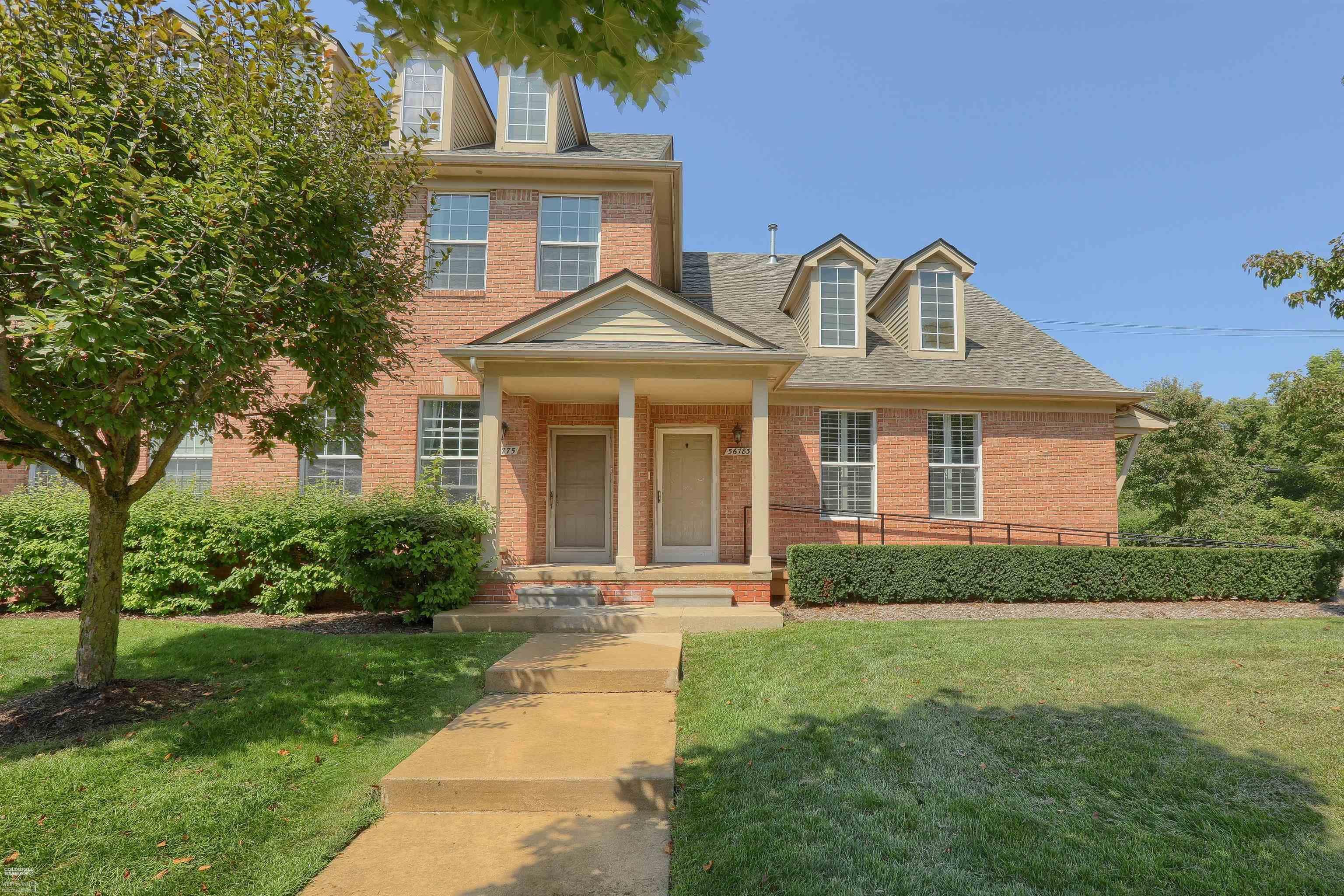 Longhorn Dr, Shelby Township, MI 48316