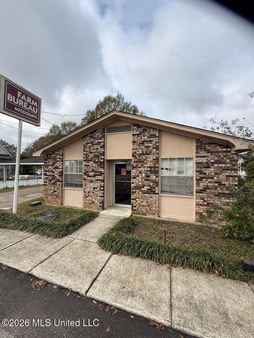 108 Allen St, Purvis, MS, 39475-4022 | Card Image