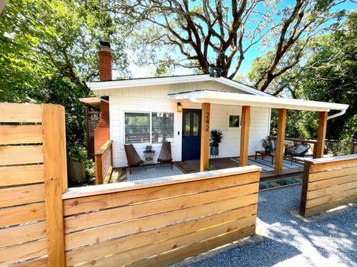 242 Vila Road, Forestville, CA, 95436 | Card Image