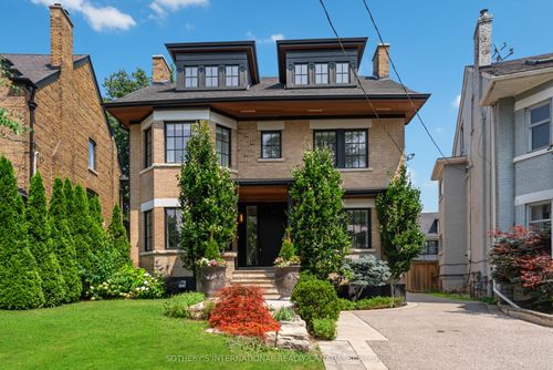 60 St Andrews Gdns, Toronto, ON, M4W2E1 | Card Image