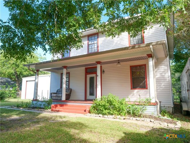 205 Hubbard Street, House other with 5 bedrooms, 3 bathrooms and null parking in Yoakum TX | Image 42