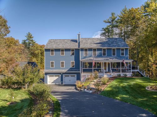 4 Cobblestone Pl, Merrimack, NH, 03054-2310 | Card Image