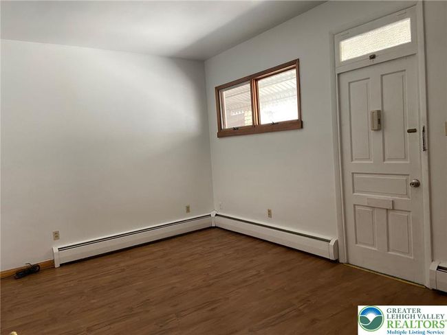 APT-2ND - 232 W Catawissa St, Condo with 2 bedrooms, 1 bathrooms and null parking in Nesquehoning PA | Image 6