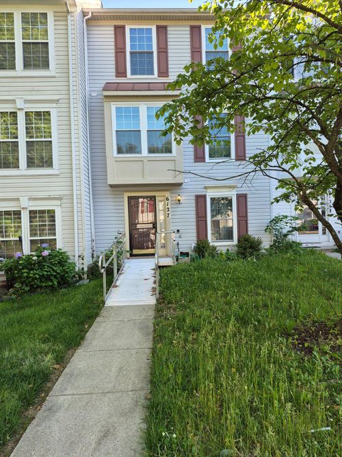 6127 Rose Bay Dr, District Heights, MD, 20747-2866 | Card Image
