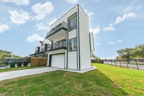 5302 Tarawa Rd, Houston, TX, 77033-1820 | Card Image