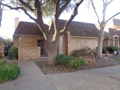 9214 York Avenue, Lubbock, TX, 79424 | Card Image