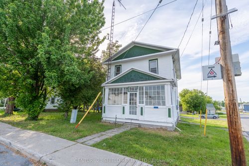18491 Hughie Munro St, North Glengarry, ON, K0C1B0 | Card Image