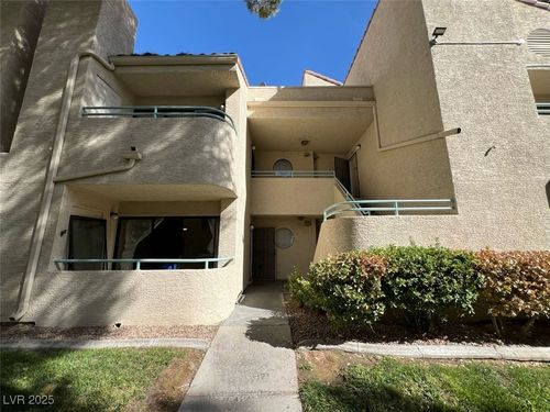 102-860 N Sloan Ln, Las Vegas, NV, 89110-2735 | Card Image