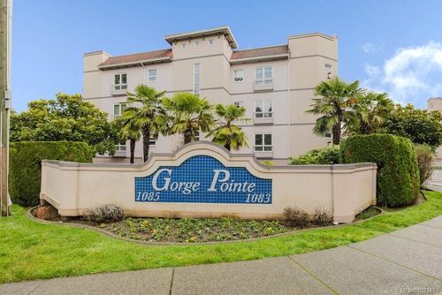 401-1085 Tillicum Rd, Esquimalt, BC, V9A7M3 | Card Image