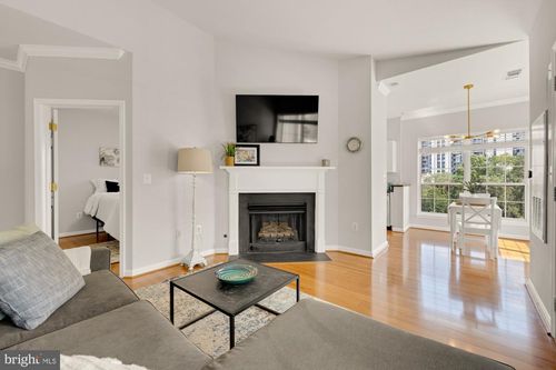 apt-2405-4550 Strutfield Ln, ALEXANDRIA, VA, 22311-4977 | Card Image