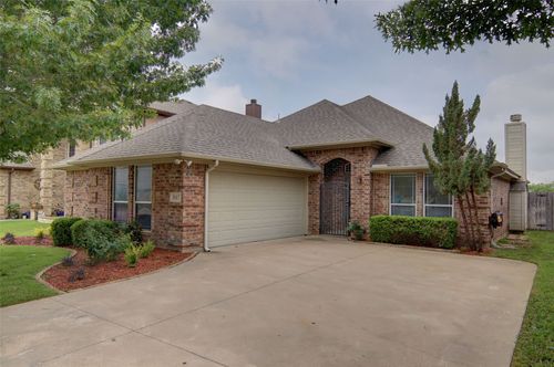 3017 Trinity Lakes Dr, Hurst, TX, 76053-7458 | Card Image