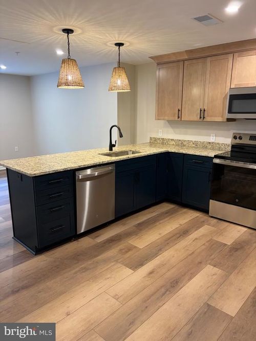 202-519 Amherst St, WINCHESTER, VA, 22601-3352 | Card Image
