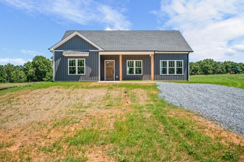 10424 Leesville Rd, Lynch Station, VA, 24571-2295 | Card Image